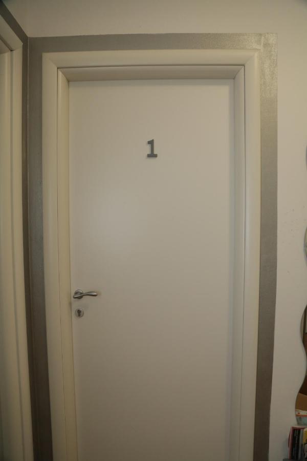Guest House Simonazzi Реджо Емилия Екстериор снимка